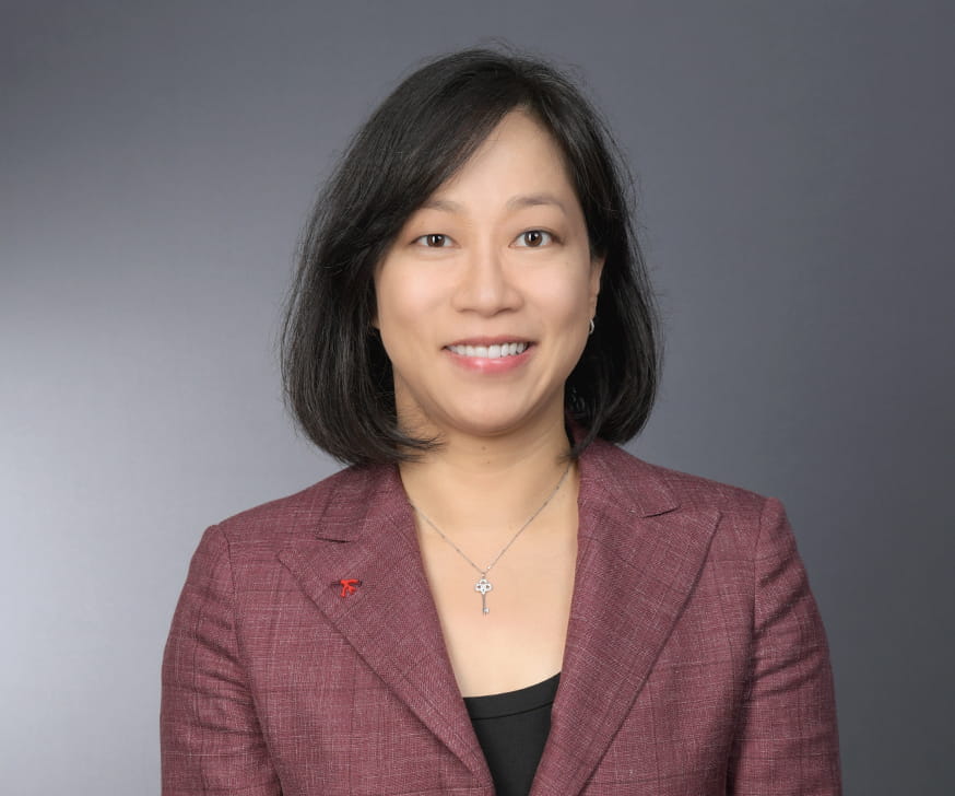Portrait of Cynthia Wang, Faculty at the Kellogg School of Management