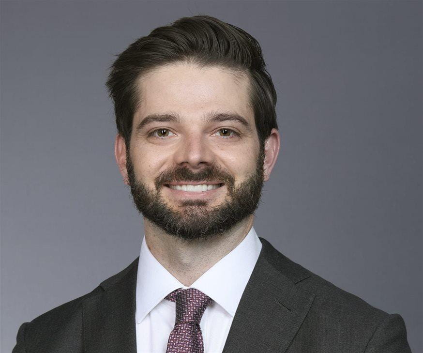 Portrait of Sean Higgins, Faculty at the Kellogg School of Management