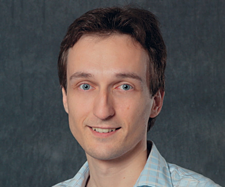 Portrait of Viktor Todorov, Faculty at the Kellogg School of Management