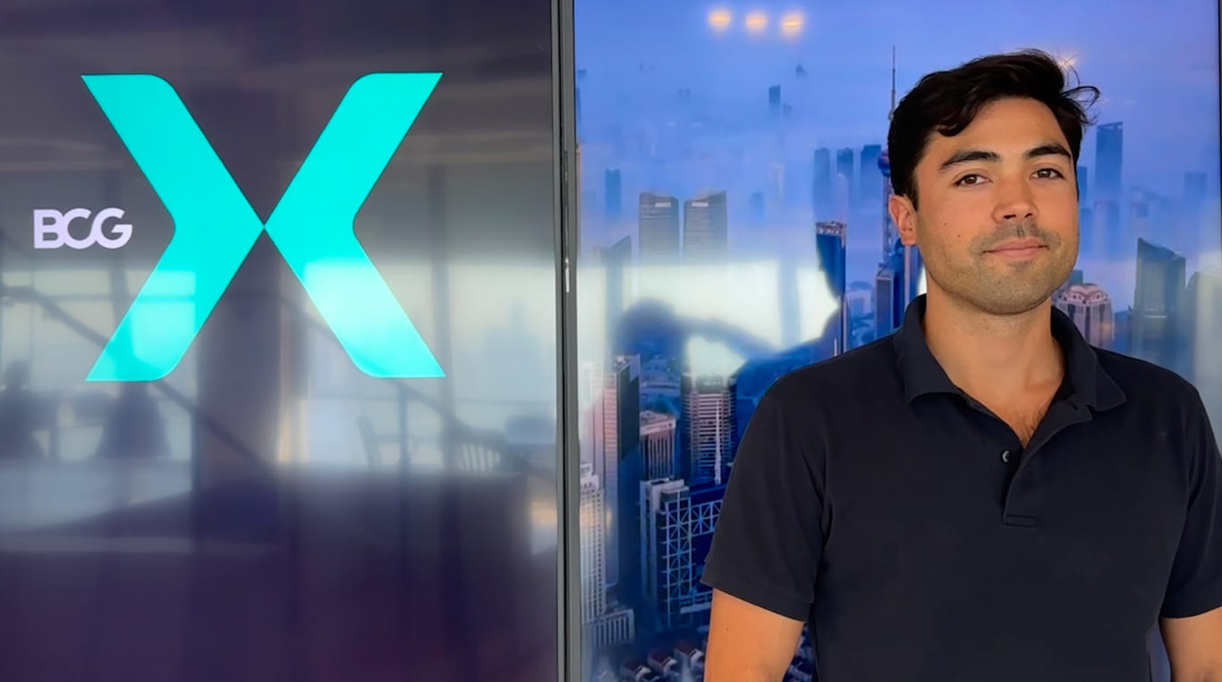 Alfredo was one of the first students to graduate from the MBAi Program, a joint degree from Kellogg and the McCormick School of Engineering