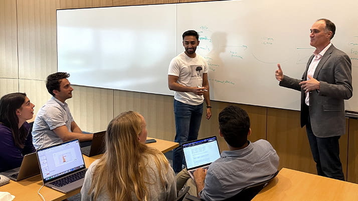 Shapiro with some of his students from Analytical Consulting Lab 