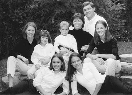 Robyn and Lane Anderson '84 with family