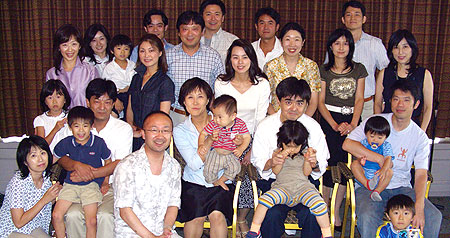 Tokyo-area class of '96ers had their own mini 10-year reunion in Japan during September. 